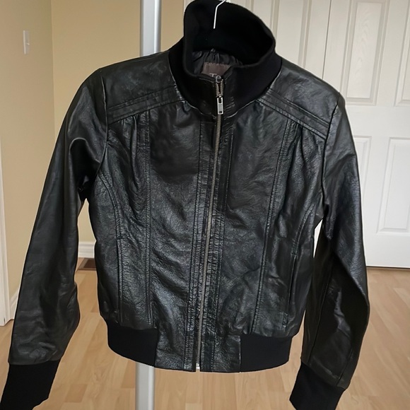 TEX by MaxAzria black leather bomber jacket, size S - Picture 2 of 7